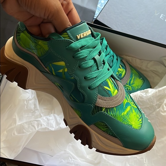 Versace | Shoes | Authentic Versace 